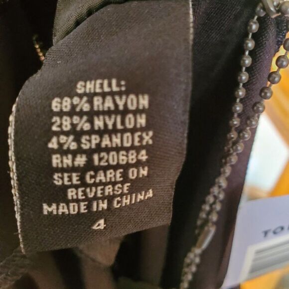 Torrid X Rebel Wilson Heart Patch Pencil Skirt Size 4X - Picture 7 of 7